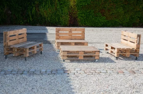 Faire réparer un canapé d'extérieur fait en palettes en bois d'occasion, Arras, Arras Palettes